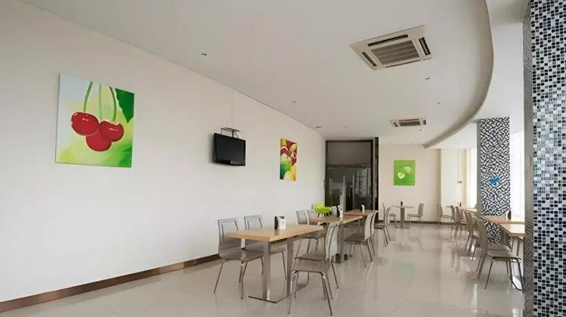 Hotelli City Comfort Inn Yulin Walking Street