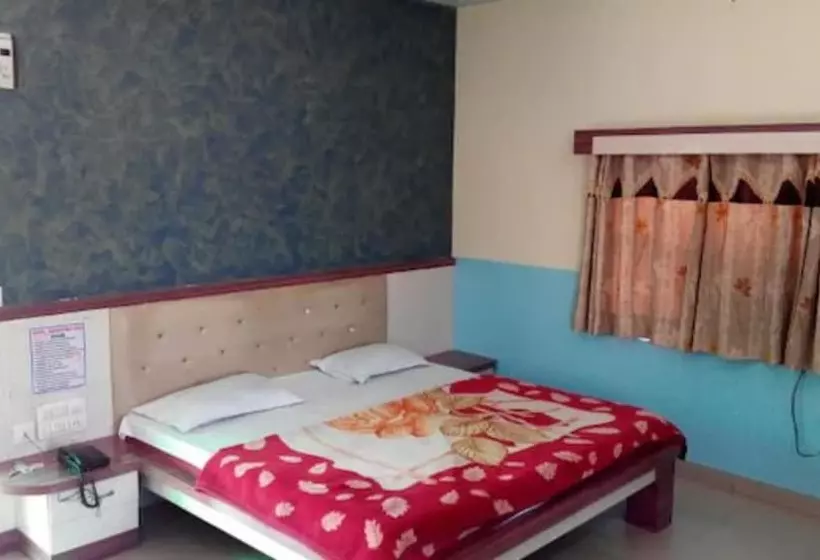 Hotelli Goroomgo Mahatma Inn Ajmer