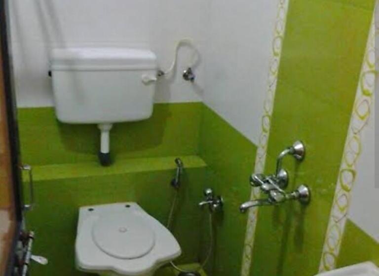 Hotel Roshan Residency Matheran