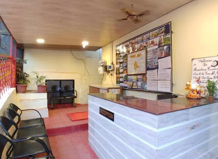 ホテル Roshan Residency Matheran