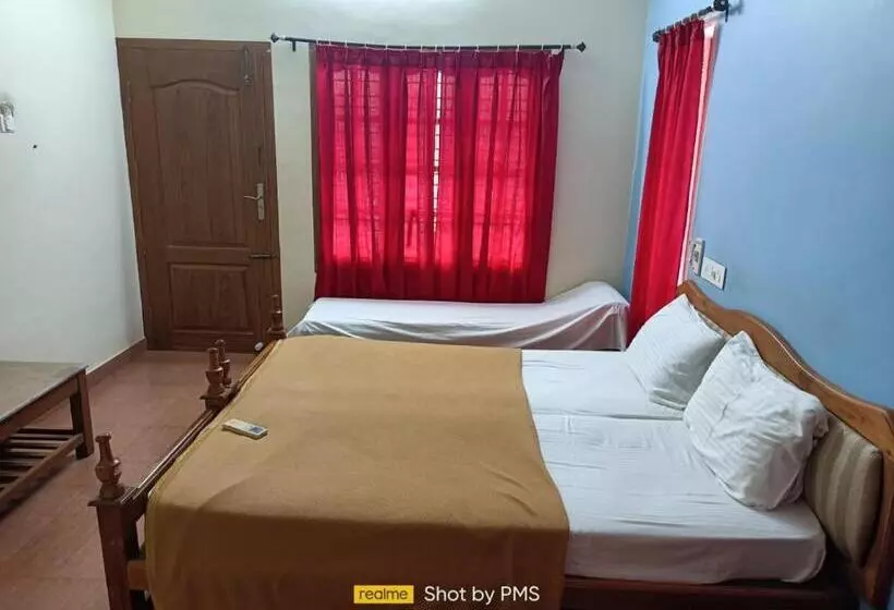 ホテル Srishty Garden Resorts