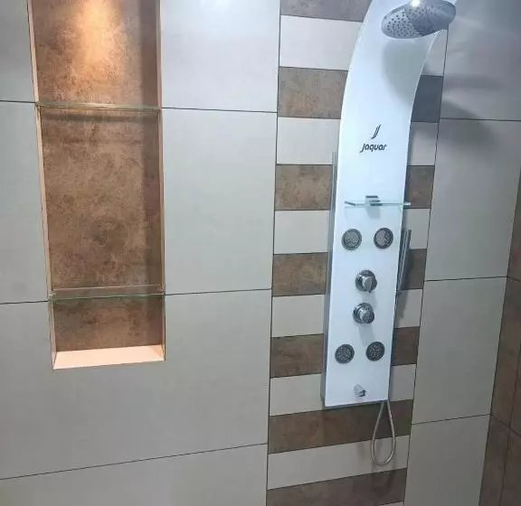 ホテル Srishty Garden Resorts