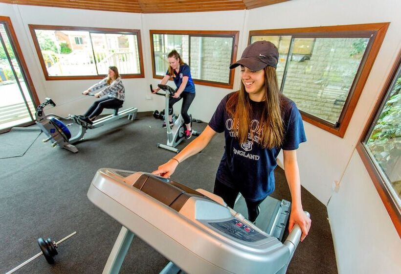 فندق Big4 Ballarat Windmill Holiday Park