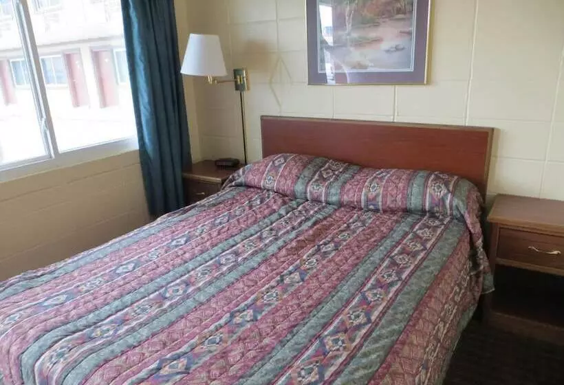 Hotelli Broadway Inn