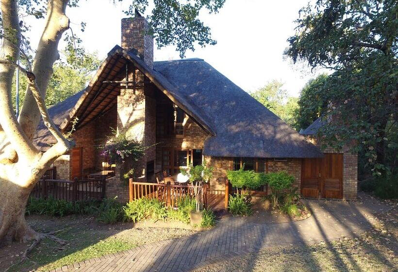 هتل Kruger Park Lodge Golf Safari Sa