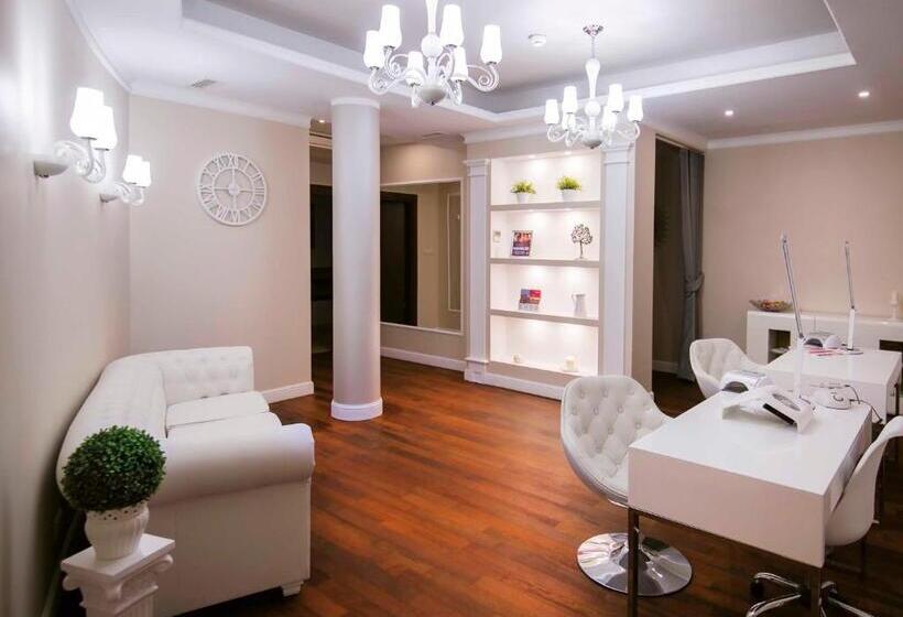 酒店 Atena Wedding, Business & Spa