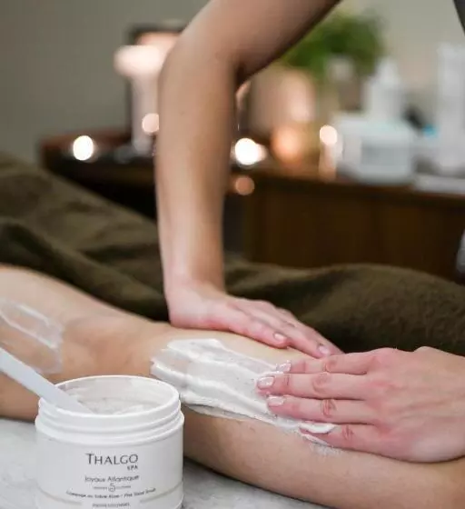 ホテル Atena Wedding, Business & Spa