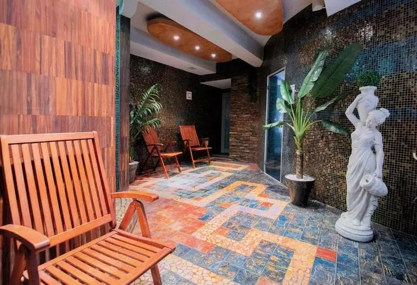 ホテル Atena Wedding, Business & Spa