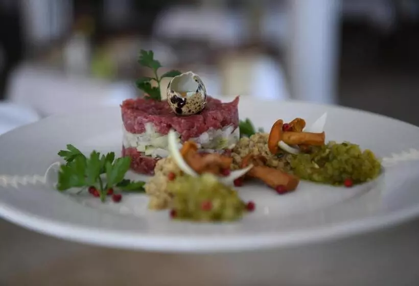 ホテル Atena Wedding, Business & Spa