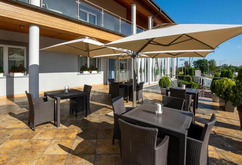 酒店 Atena Wedding, Business & Spa