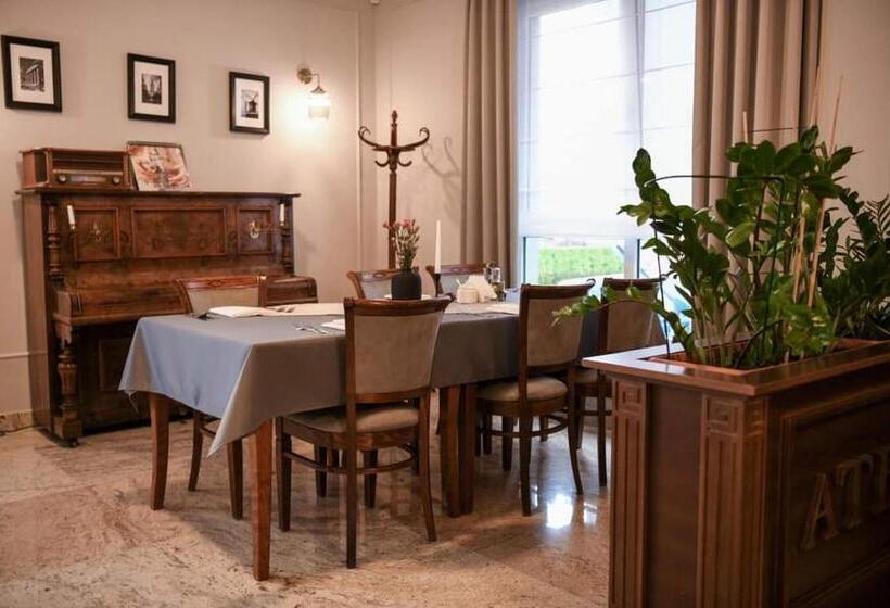 酒店 Atena Wedding, Business & Spa