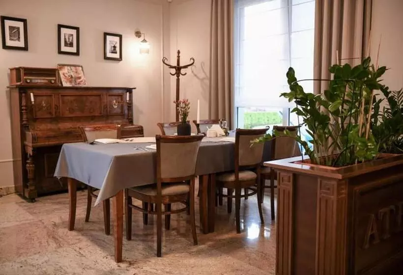 ホテル Atena Wedding, Business & Spa