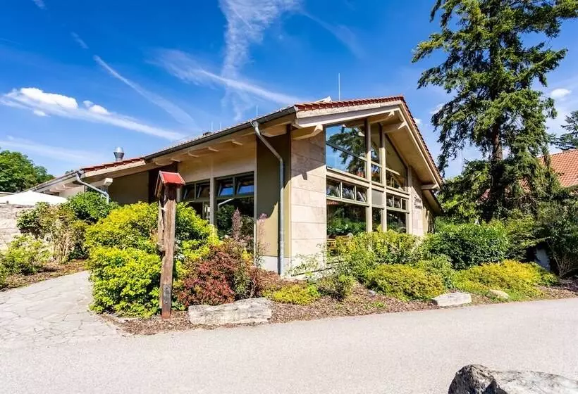 Hotelli Forsthaus Thiemsburg Im Nationalpark Hainich