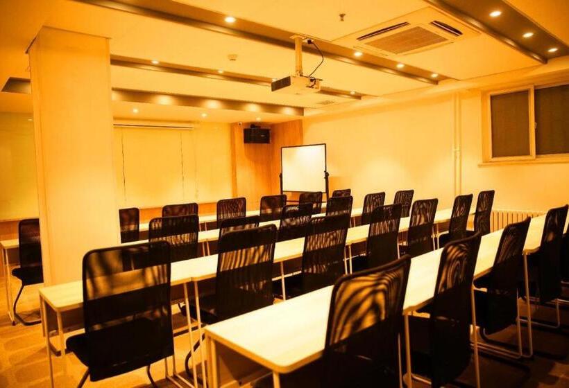 Hanting Hotel Changzhi Town God Temple