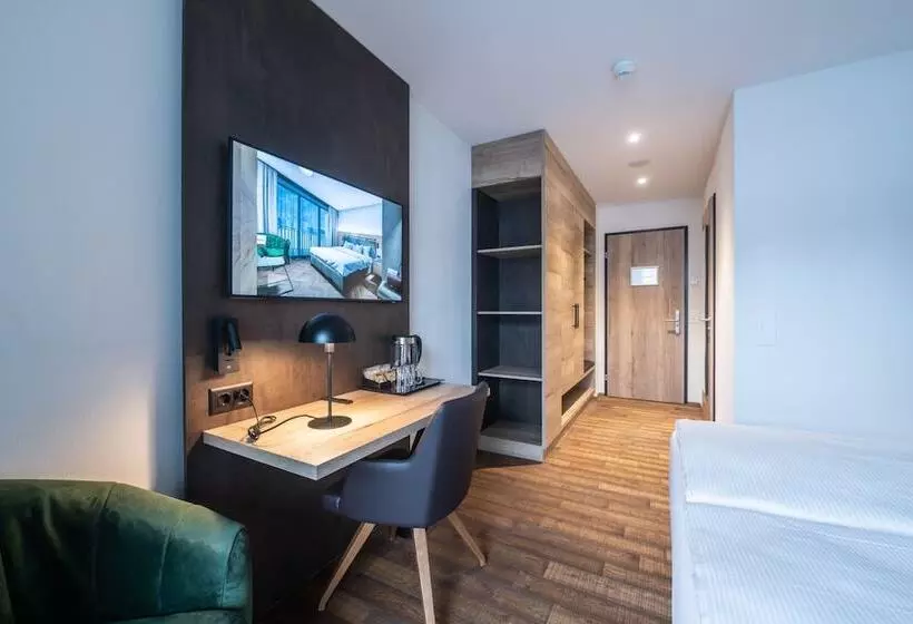 ホテル Krone Churwalden