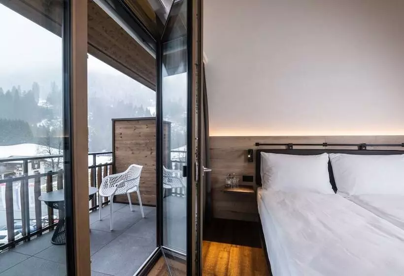 ホテル Krone Churwalden