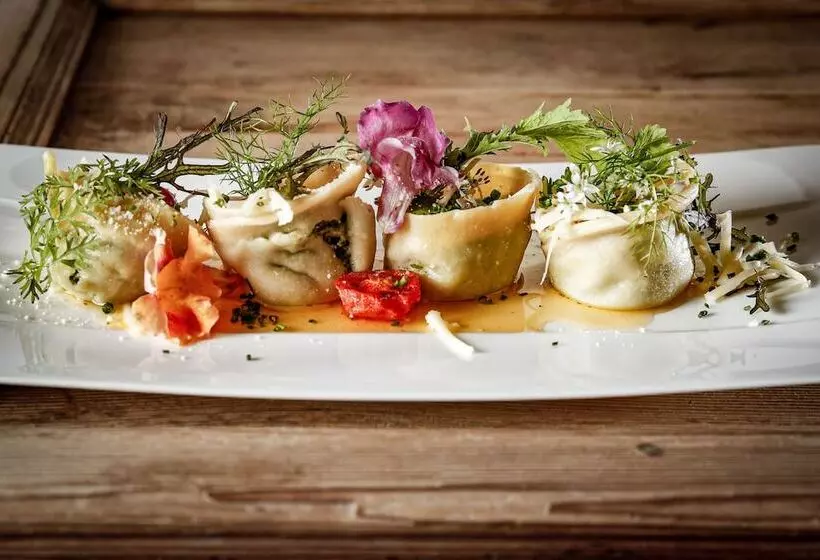 ホテル Saltauserhof