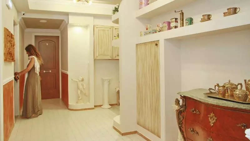 Camelot Royal Beds By Estia