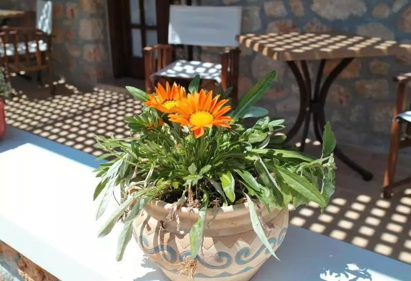 Camelot Royal Beds By Estia