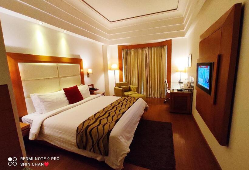 فندق Ambrosia Sarovar Portico