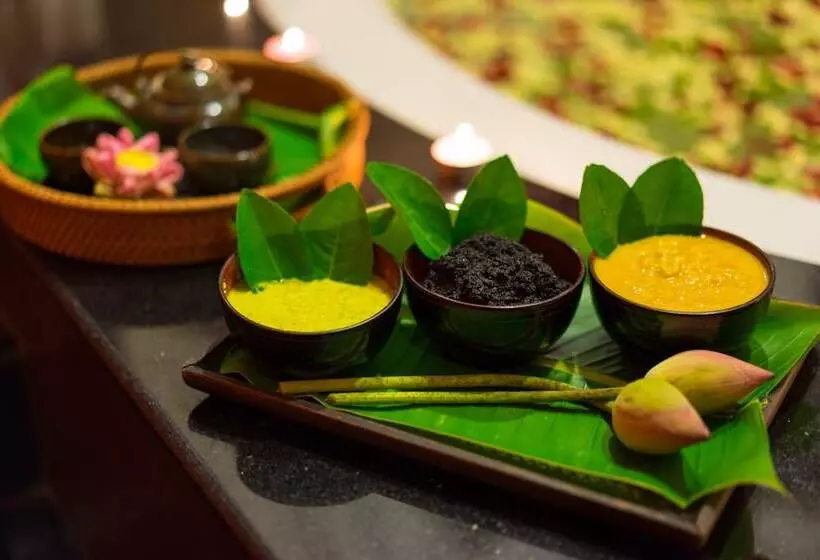 هتل Angkor Miracle Reflection Club