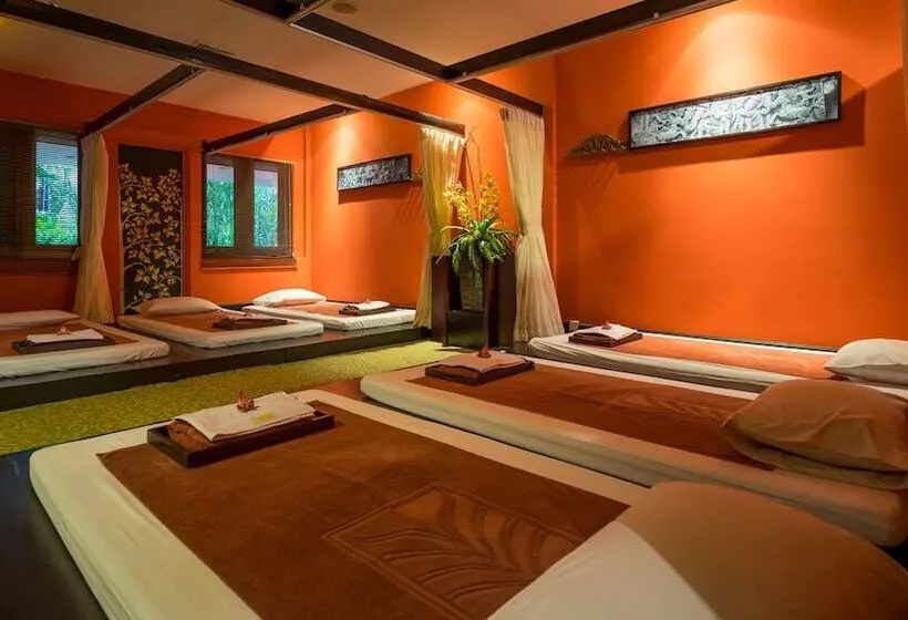 هتل Angkor Miracle Reflection Club