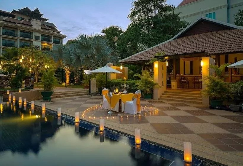 هتل Angkor Miracle Reflection Club