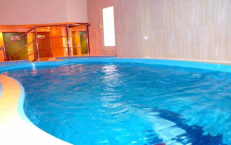 Отель Crown Tower