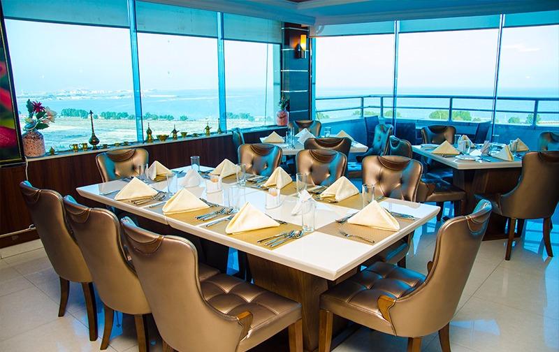 Отель Crown Tower