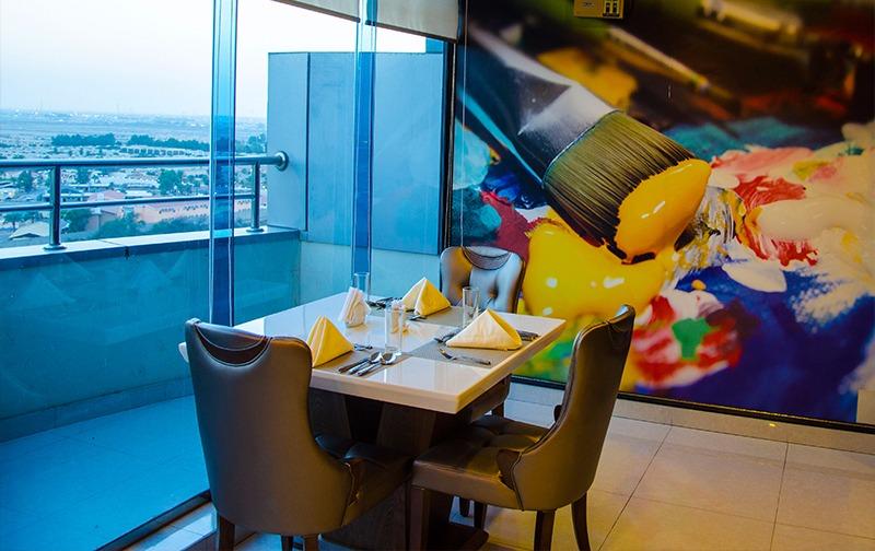 Отель Crown Tower