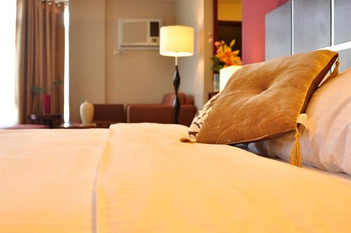 Отель East View