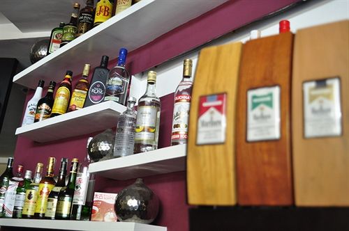 Отель East View