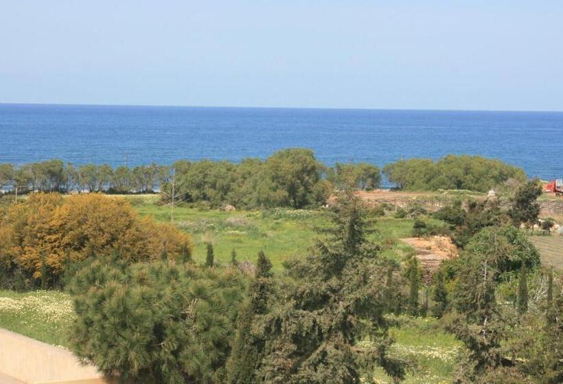 Hotel Eleonora αnissaras