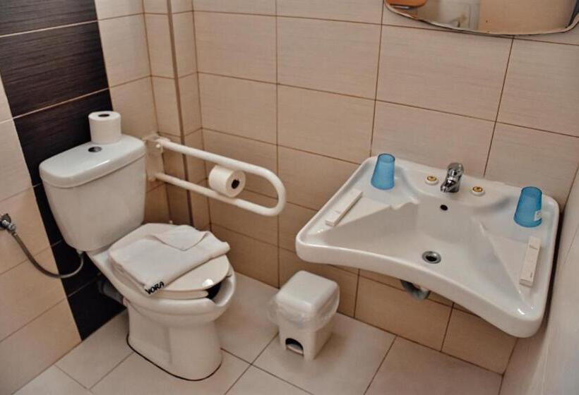 Hotel Eleonora αnissaras