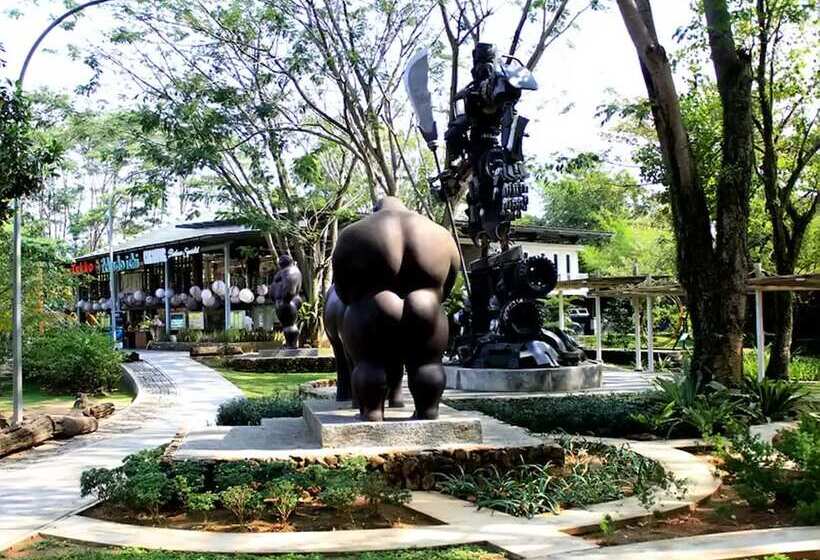 Harris Hotel Sentul City Bogor