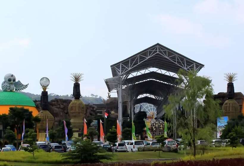 Harris Hotel Sentul City Bogor