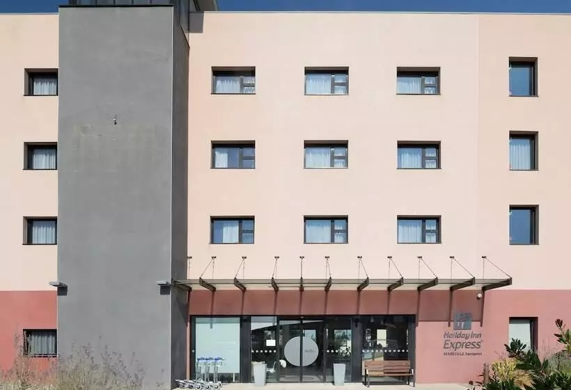فندق Holiday Inn Express Marseille Airport, An Ihg