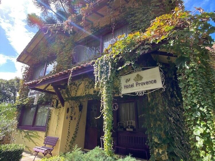 Petit Hotel Provence Gramado