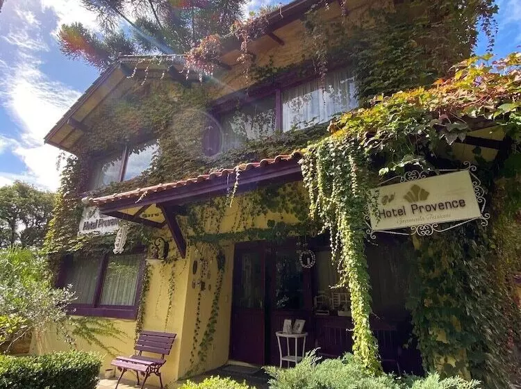 Petit Hotel Provence Gramado