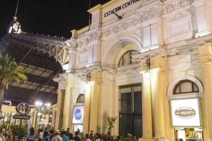 בית מלון כפרי Railef