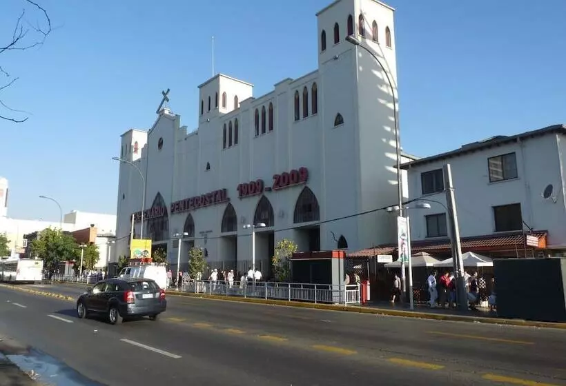 בית מלון כפרי Railef