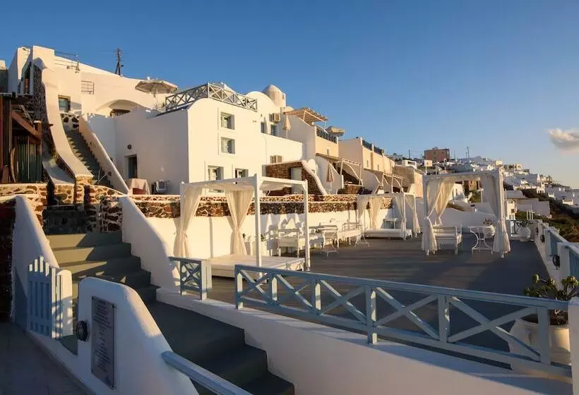 Ilioperato Traditional Apartments