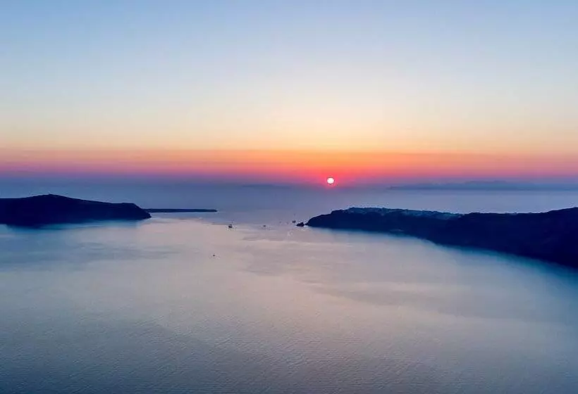 Ilioperato Traditional Apartments