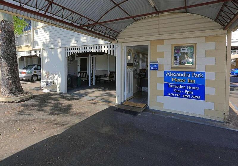 Мотель Alexandra Park Motor Inn