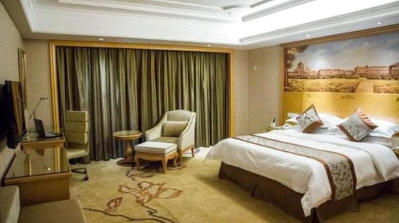 Vienna International Hotel Lhasa Potala Palace