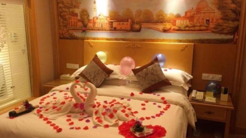 Vienna International Hotel Lhasa Potala Palace