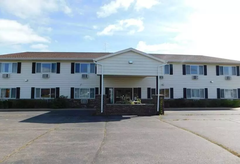 ホテル Amerivu Inn And Suites