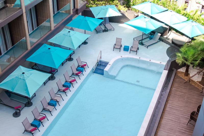 هتل Glow Mira Karon Beach