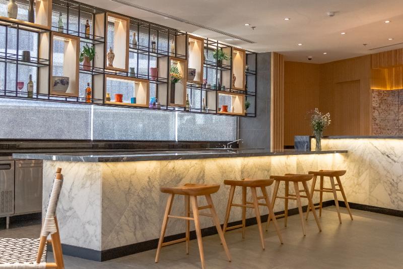 هتل Glow Mira Karon Beach