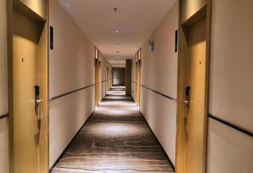 ホテル City Comfort Inn Nanchang Fuxing Avenue East Metro Station Xiaolan